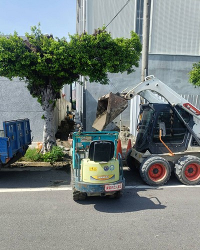 彰化芳苑排水溝開挖 出土 回填